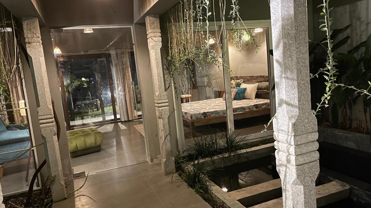 特里凡得琅 Antharyamin酒店 外观 照片